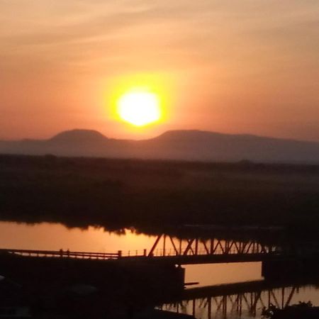Tembo Safari Lodge Katunguru Экстерьер фото