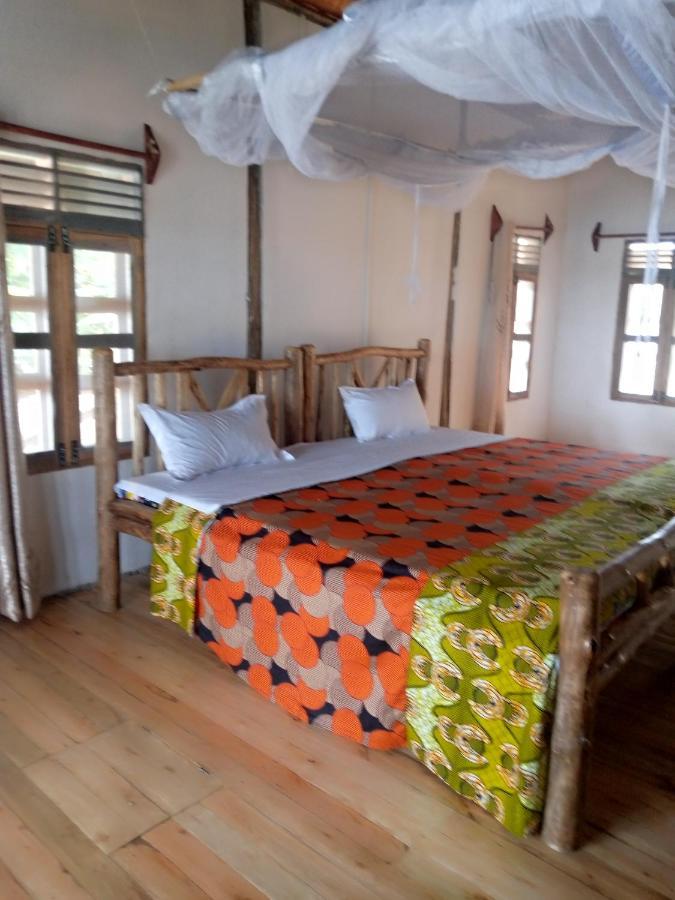 Tembo Safari Lodge Katunguru Экстерьер фото