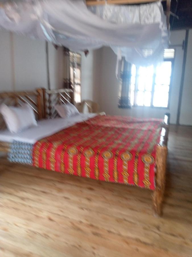 Tembo Safari Lodge Katunguru Экстерьер фото