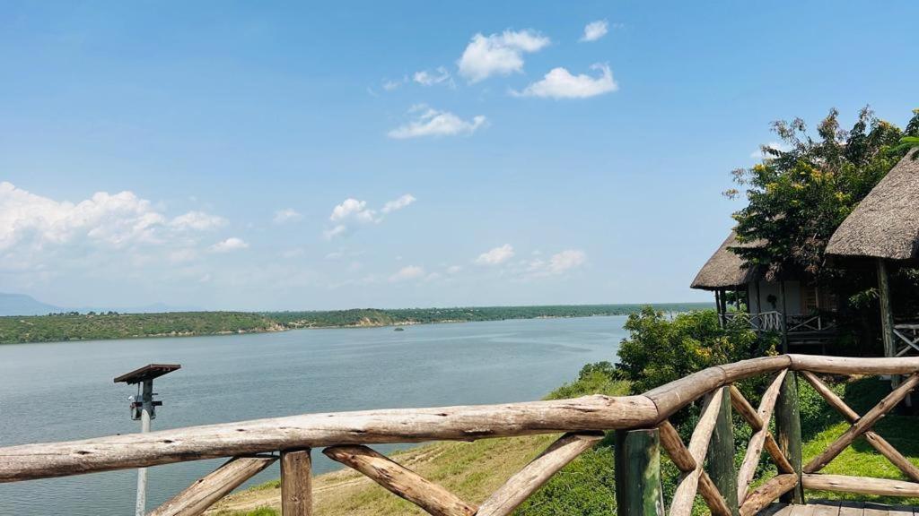 Tembo Safari Lodge Katunguru Экстерьер фото