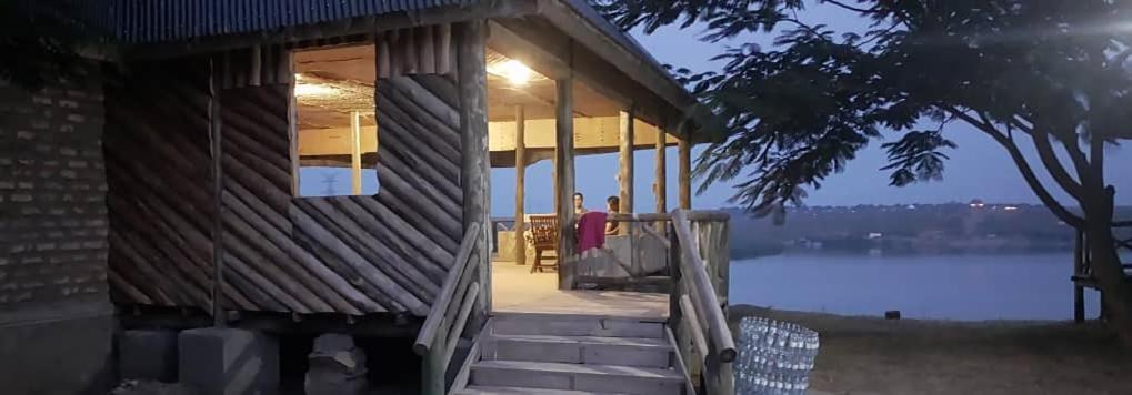 Tembo Safari Lodge Katunguru Экстерьер фото