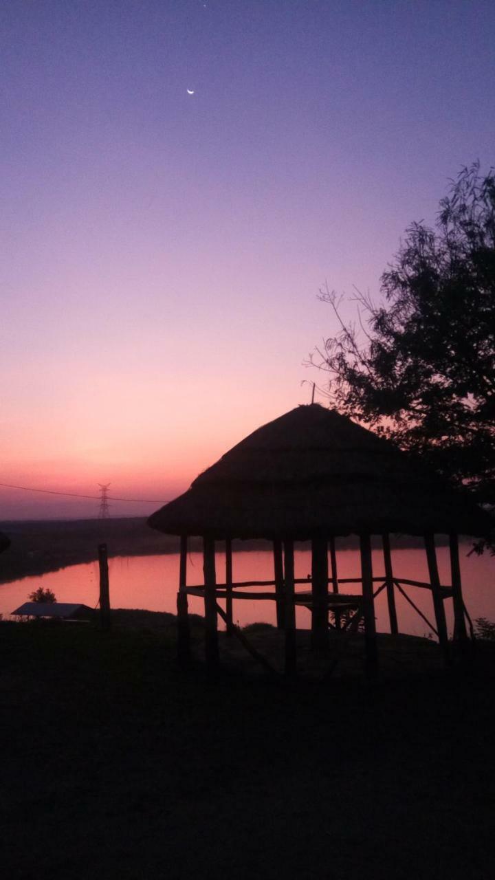 Tembo Safari Lodge Katunguru Экстерьер фото