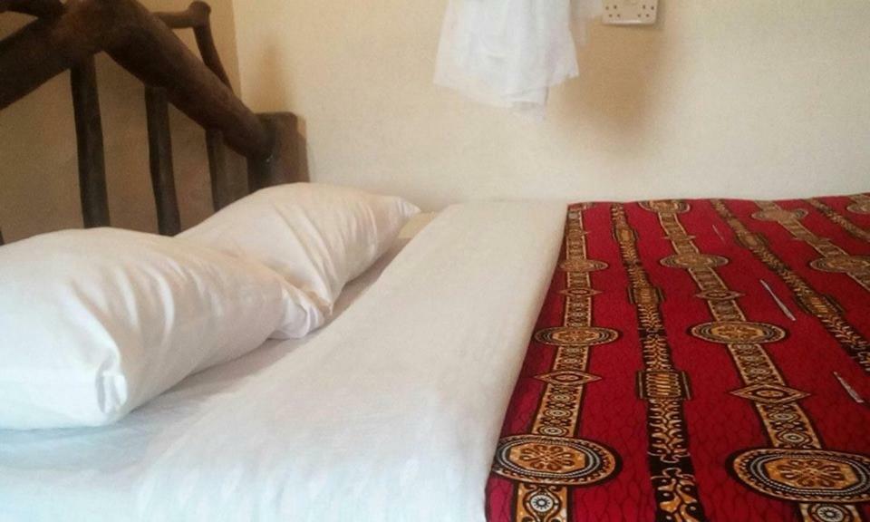 Tembo Safari Lodge Katunguru Экстерьер фото