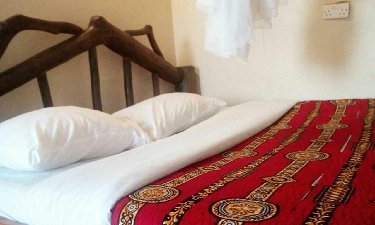 Tembo Safari Lodge Katunguru Экстерьер фото