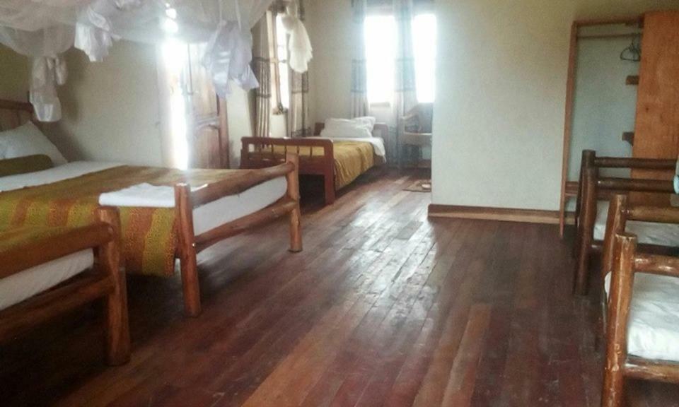 Tembo Safari Lodge Katunguru Экстерьер фото