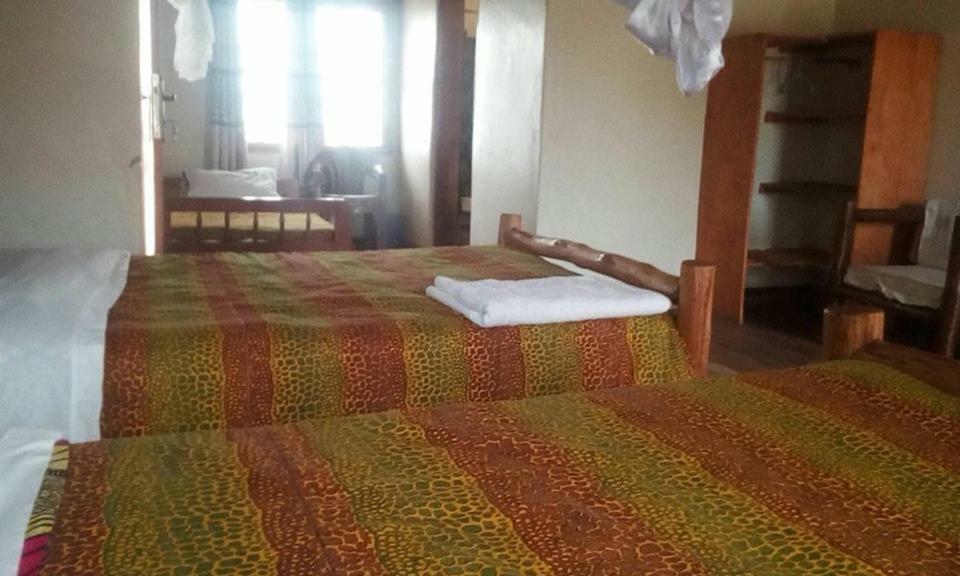 Tembo Safari Lodge Katunguru Экстерьер фото
